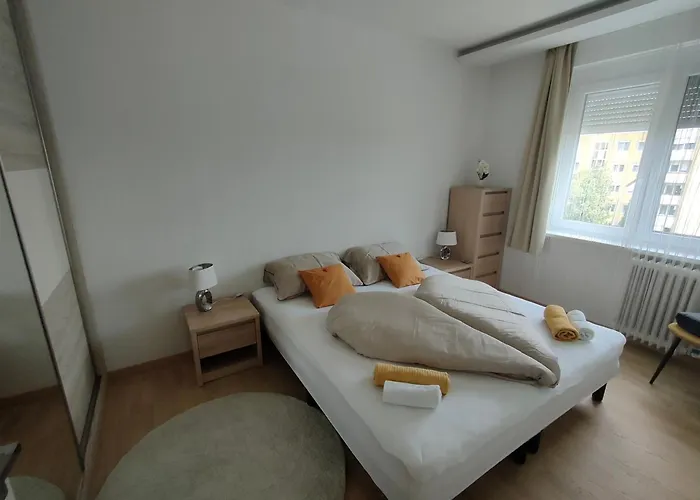 Szilvia * Keszthely